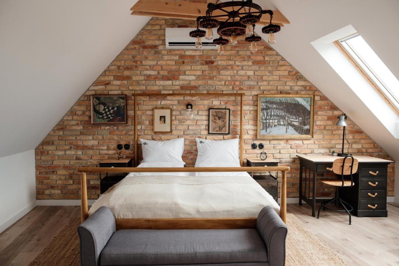 Loftlakasom**** Lejlighedshotel Veszprém Eksteriør billede